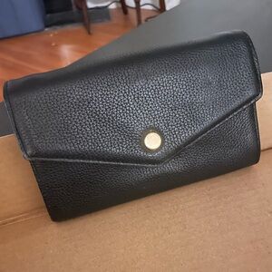 Stella and Max Wallet